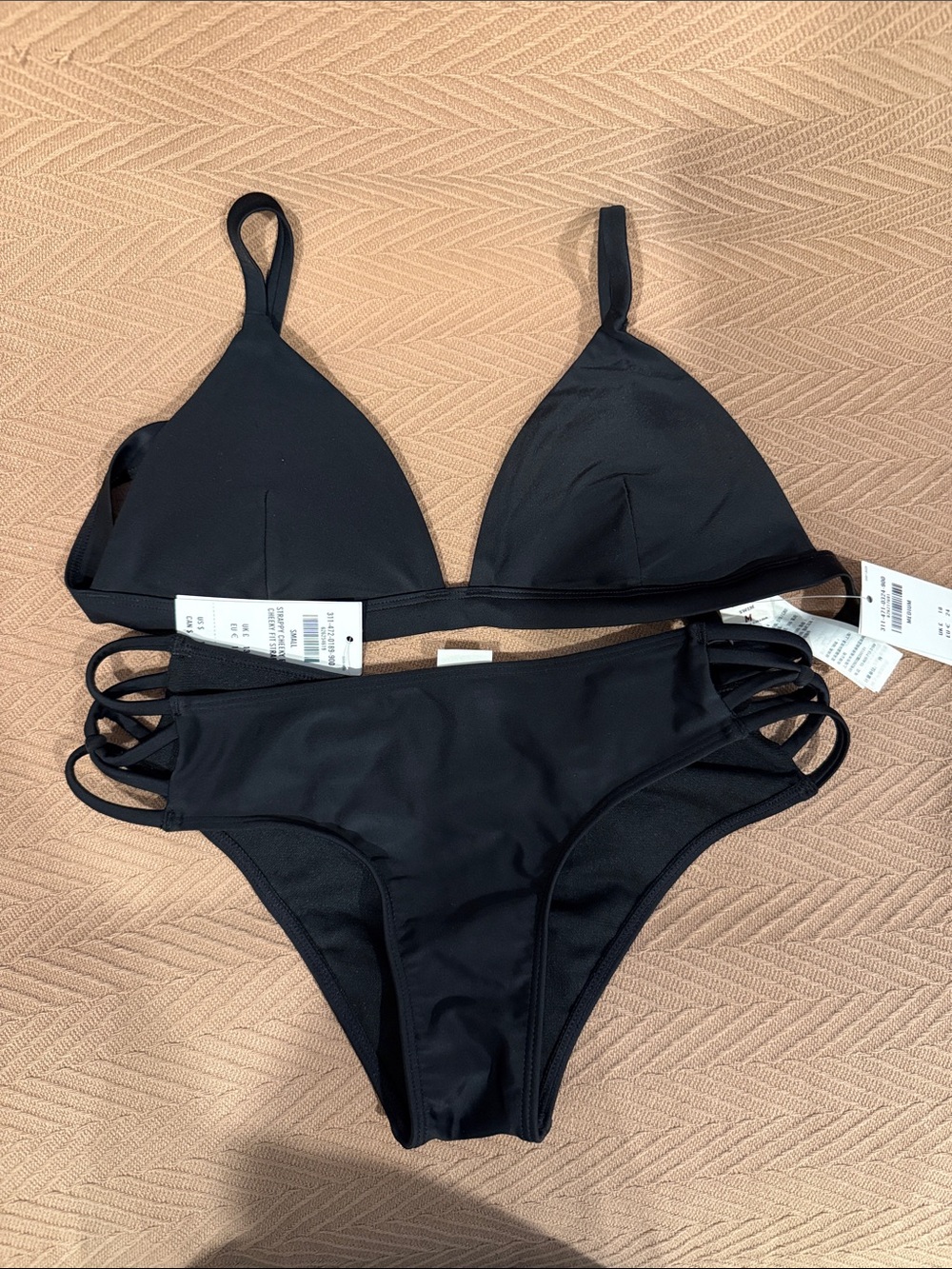 NWT Hollister Black Strappy Triangle Bikini Set top sz M, bottom sz S